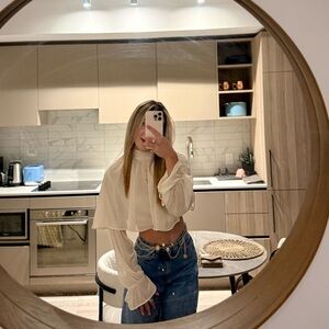 Meet your Posher, Tamu